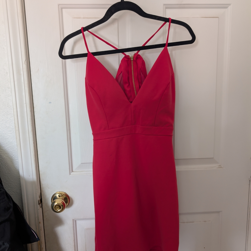 Elegant Red Sleeveless Dress